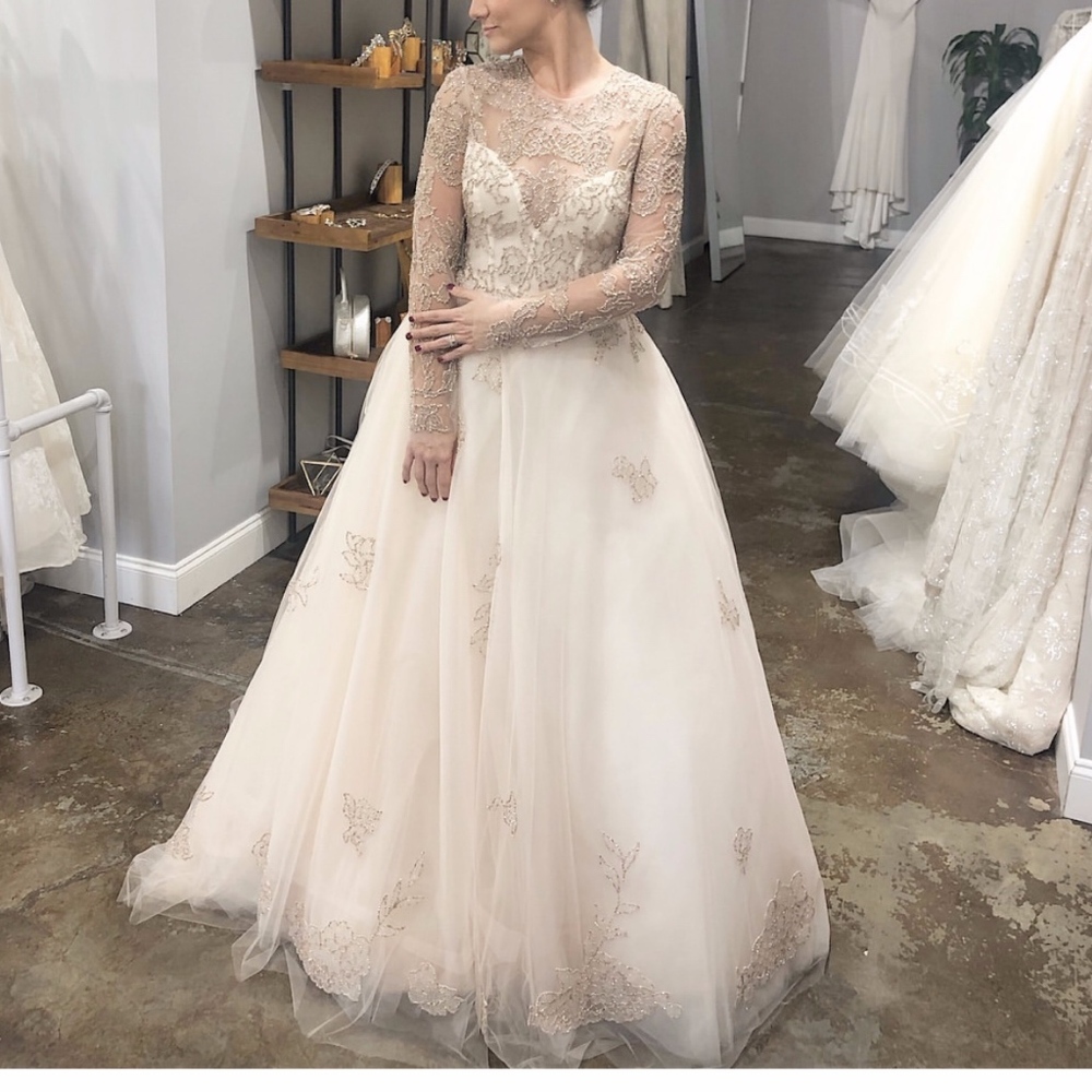 Monique Lhuillier Rhapsody Wedding Dress